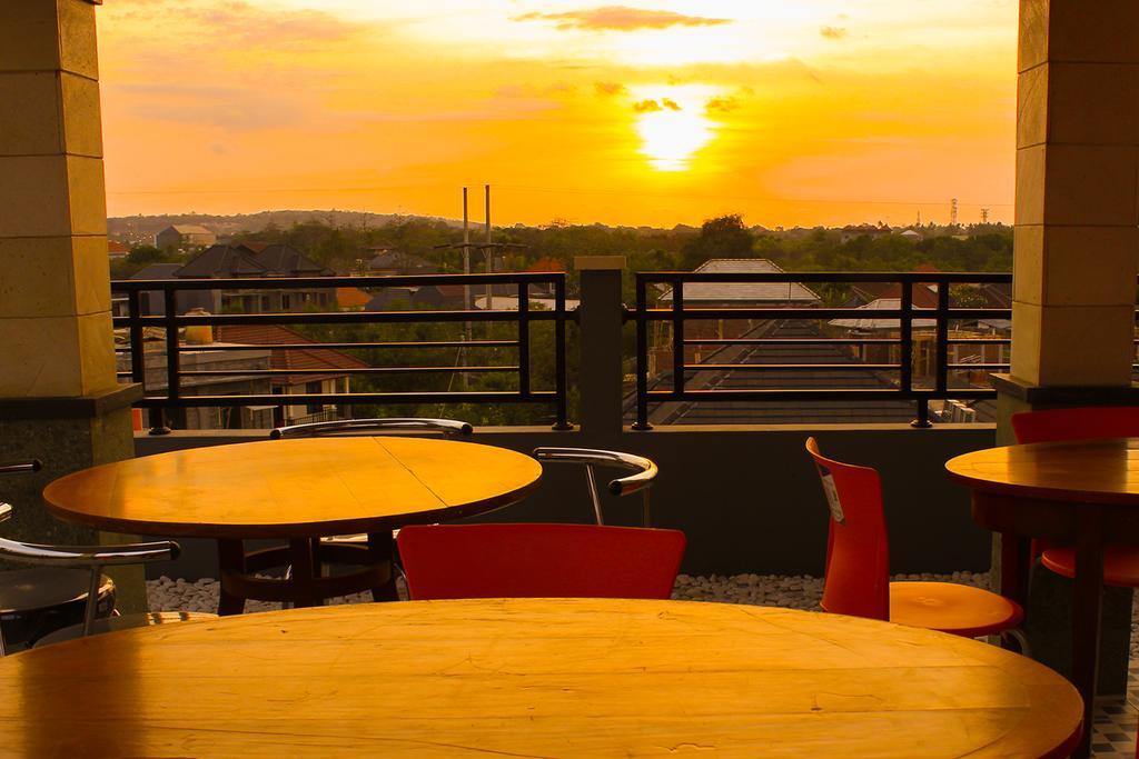 Ramantika Bali House Hotel Jimbaran  Ngoại thất bức ảnh