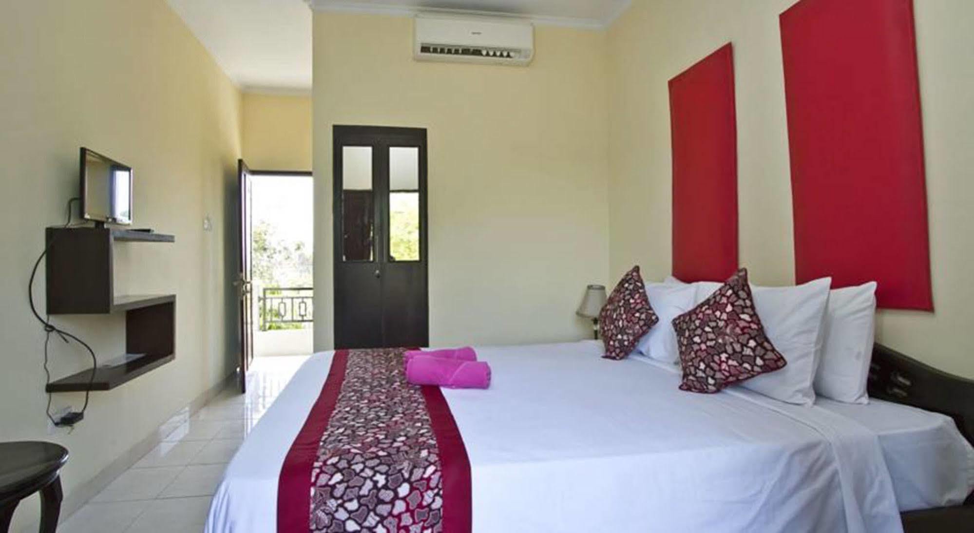 Ramantika Bali House Hotel Jimbaran  Ngoại thất bức ảnh