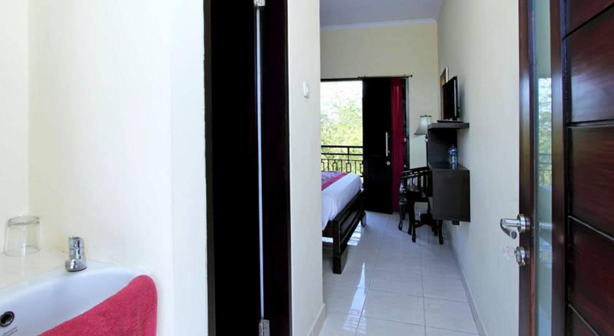 Ramantika Bali House Hotel Jimbaran  Ngoại thất bức ảnh