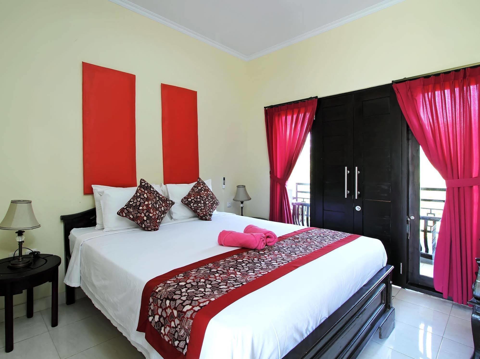 Ramantika Bali House Hotel Jimbaran  Ngoại thất bức ảnh